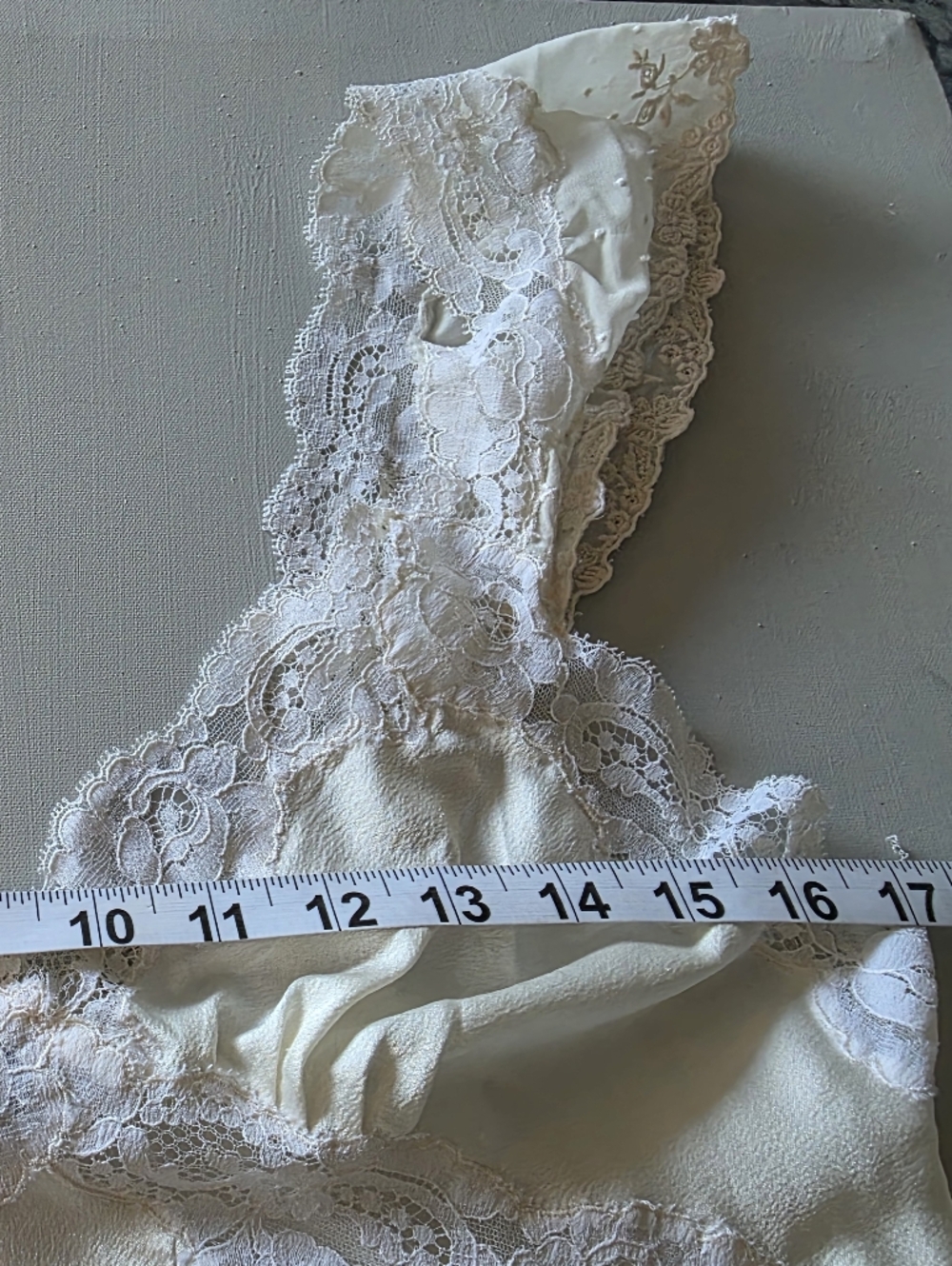Christian Dior Vintage Ivory Lace  Trim Maxi Nightgown Slip Dress S - Picture 13 of 16